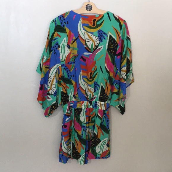 NEW Palms Away Tropical Romper. Small - Picture 6 of 8